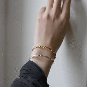 Melies Wrinkled Cuff