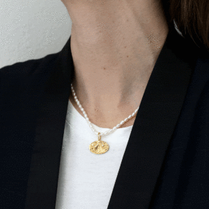 Minoas Oval Pearl Necklace