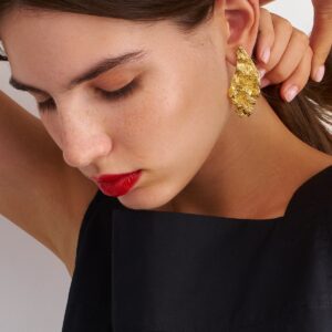 Melies Nebula Symmetrical Earrings