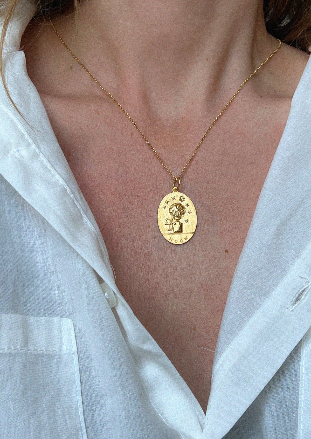 The Moon Oval Tarot Thin Chain