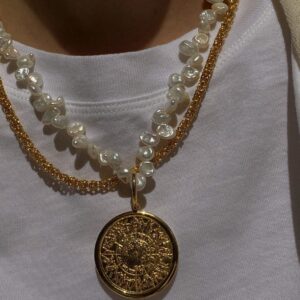 SHIELD OF ACHILLES PEARL NECKLACE