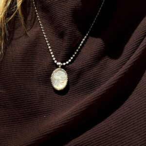 Ygieia Cameo Pearl Necklace Silver