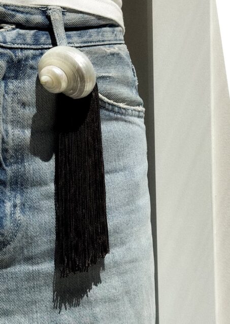 Ursula Tassel Brooch Choco Ursula Tassel Brooch Choco