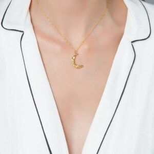 Melies Moon Singapore Chain