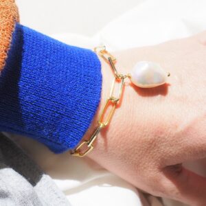 Yasemi Baroque Pearl Bracelet