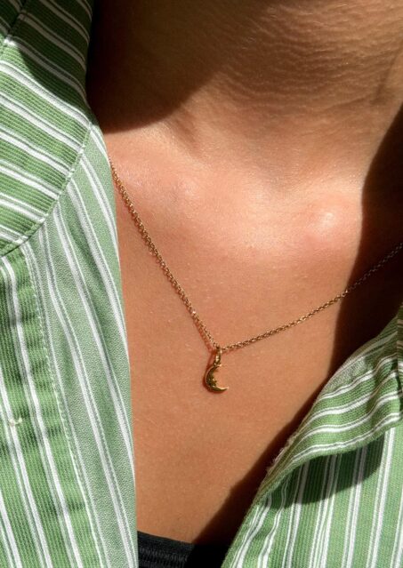 Tiny Moon Thin Chain Tiny Moon Thin Chain