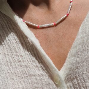 Yaasemi Neon Pink Pearl Necklace